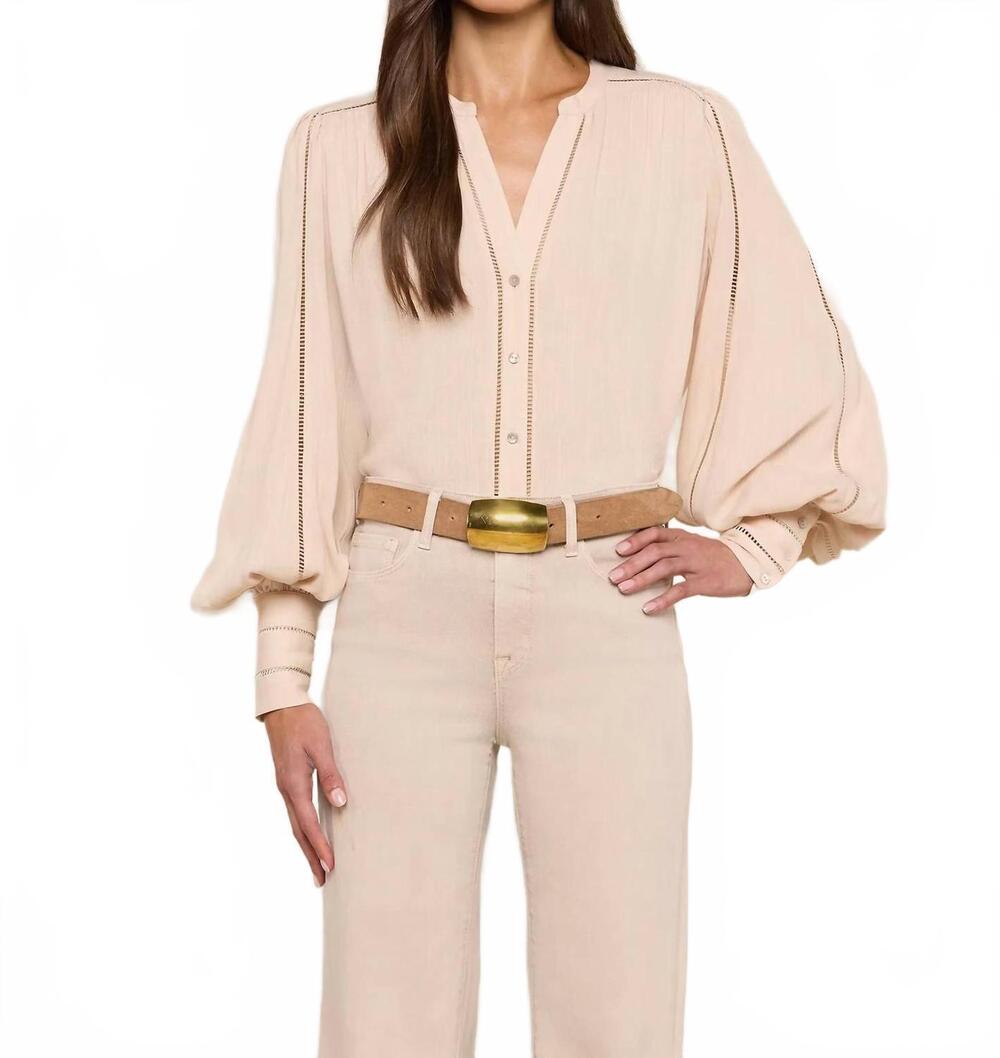 NEW L'AGENCE kiera airy blouse in biscuit